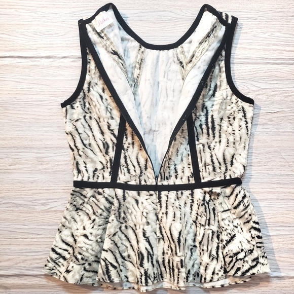 PARKER Zebra Print Peplum Top - Picture 6 of 8